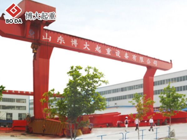 博大起重机.jpg